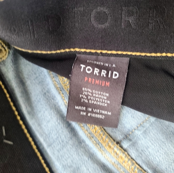 Size 14T Premium Bombshell Skinny Jean - Picture 3 of 4